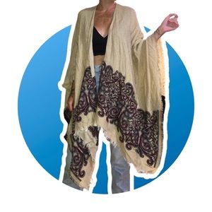 Poncho | Beige & Burgundy
